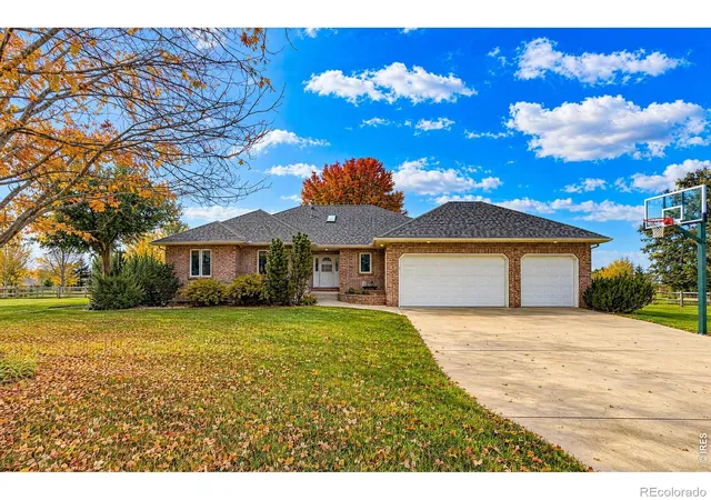 Photo 1 of Single family home for sale at 104 Grand View Dr, Mead, CO 80542 | MLS# IR1071369 | Listing updated on 2026-10-29