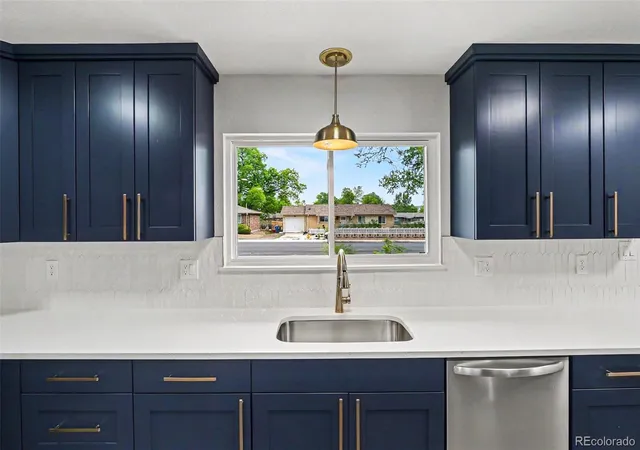 Photo 2 of Single family home for sale at 809 Gallup Rd, Fort Collins, CO 80521 | MLS# 4271208 | Listing updated on 2026-10-30