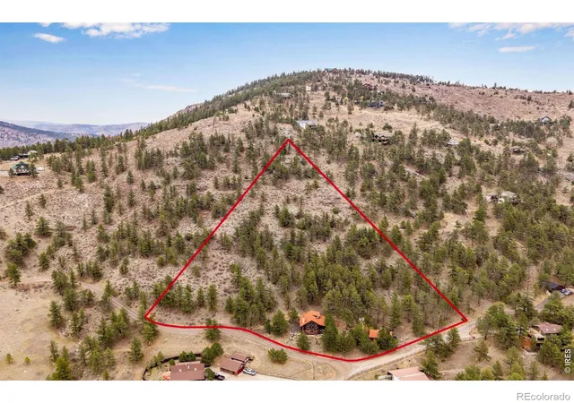 Photo 1 of Single family home for sale at 32 Newell Dr, Loveland, CO 80537 | MLS# IR1071375 | Listing updated on 2026-10-29