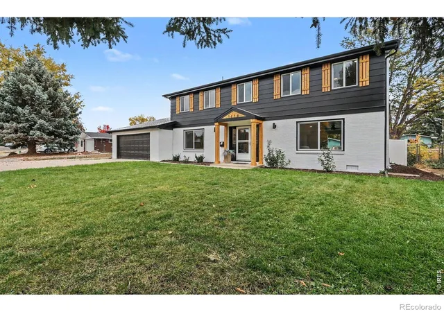 Photo 2 of Single family home for sale at 1418 Spencer St, Longmont, CO 80501 | MLS# IR1071378 | Listing updated on 2026-10-29