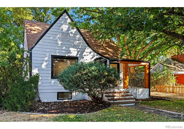 Single family home for sale at 1414 Longs Peak Ave, Longmont, CO 80501 | MLS# IR1071379