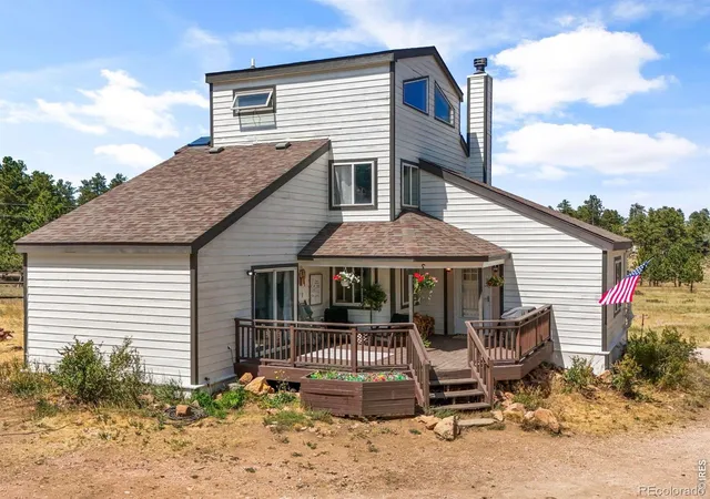 Photo 1 of Single family home for sale at 1850 Montcalm Dr, Livermore, CO 80536 | MLS# IR1071380 | Listing updated on 2026-10-29