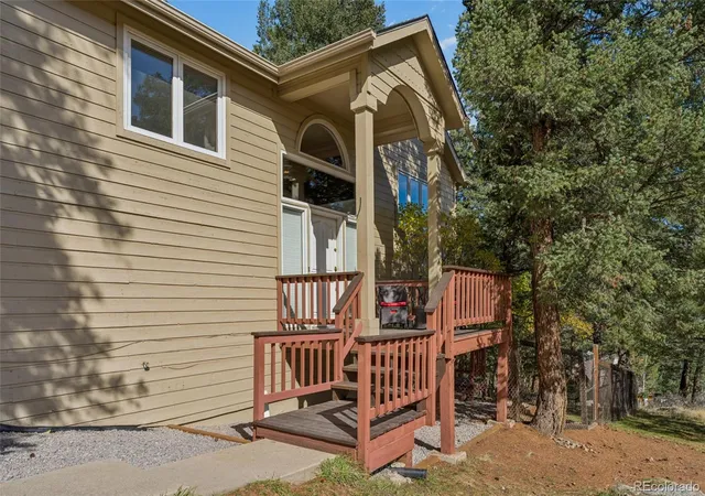 Photo 3 of Single family home for sale at 30737 Isenberg Ln, Evergreen, CO 80439 | MLS# 8515296 | Listing updated on 2026-10-30