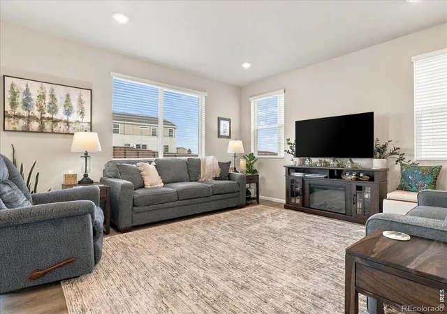 Photo 4 of Single family home for sale at 4631 Sunsplash Way, Johnstown, CO 80534 | MLS# IR1071404 | Listing updated on 2026-10-29