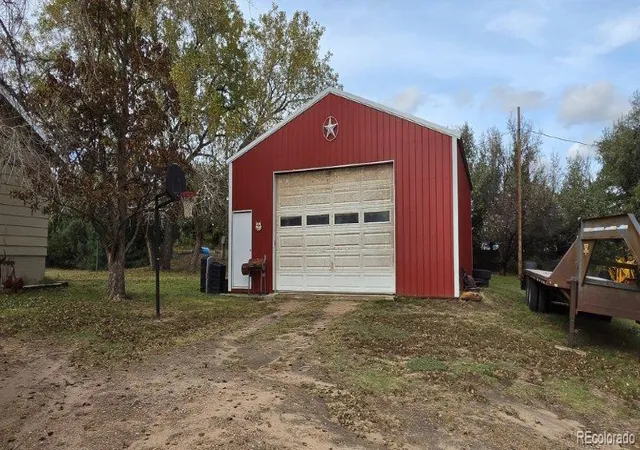 Photo 3 of Single family home for sale at 825 N 8th Street, Holly, CO 81047 | MLS# 2959433 | Listing updated on 2026-10-29