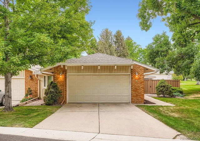 Photo 1 of Townhouse for sale at 1 Par Cir, Littleton, CO 80123 | MLS# 9145213 | Listing updated on 2026-10-30