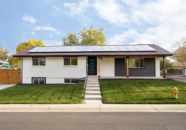 Photo 1 of Single family home for sale at 6098 S Westview St, Littleton, CO 80120 | MLS# 9934111 | Listing updated on 2026-10-30