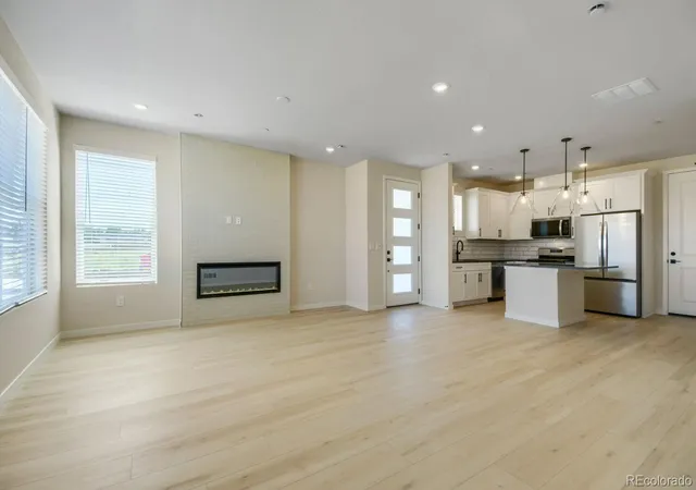 Photo 3 of Townhouse for sale at 8601 King St, Westminster, CO 80031 | MLS# 4278248 | Listing updated on 2026-10-30