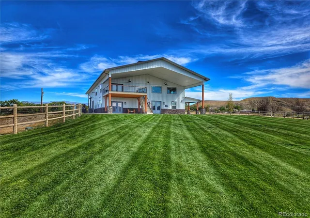 Photo 3 of Single family home for sale at 172 & 174 Sunlight Dr, Grand Junction, CO 81503 | MLS# 2911207 | Listing updated on 2026-10-29