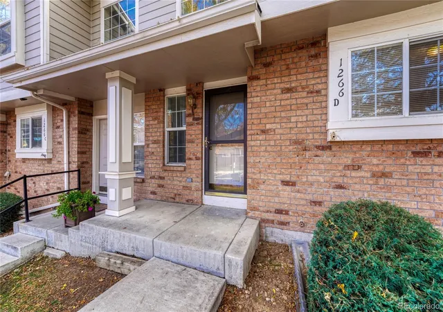 Photo 4 of Condo for sale at 1266 S Zeno Cir #D, Aurora, CO 80017 | MLS# 6389401 | Listing updated on 2026-10-31