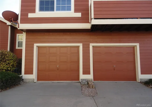 Photo 2 of Townhouse for sale at 19690 E Mann Crk Dr #B, Parker, CO 80134 | MLS# 2936734 | Listing updated on 2026-10-30