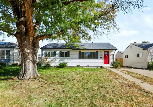 Photo 1 of Single family home for sale at 1580 S Jackson St, Denver, CO 80210 | MLS# 6412907 | Listing updated on 2026-10-30