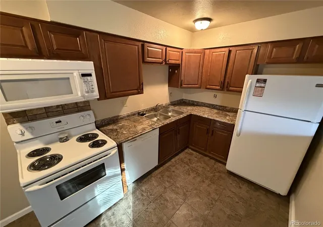 Photo 2 of House for sale at 3014 Mallard Dr, Colorado Springs, CO 80910 | MLS# 9048564 | Listing updated on 2026-10-30