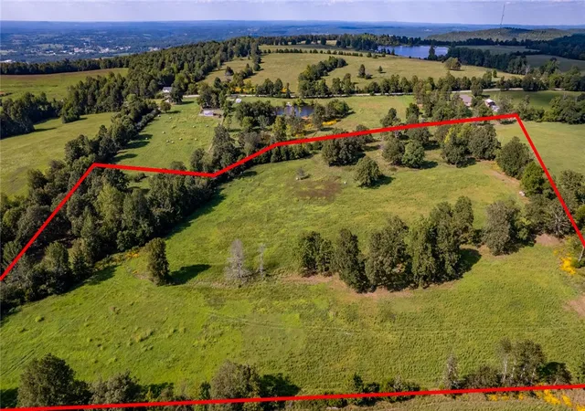 4th image of 2040 S Mountain Dr, Marshall, AR 72650 | MLS# 1235283