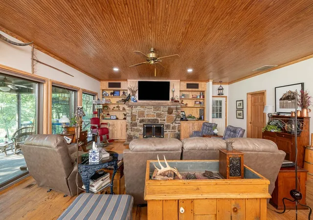 3rd image of 835 S 40Th St, Rogers, AR 72758 | MLS# 1259777