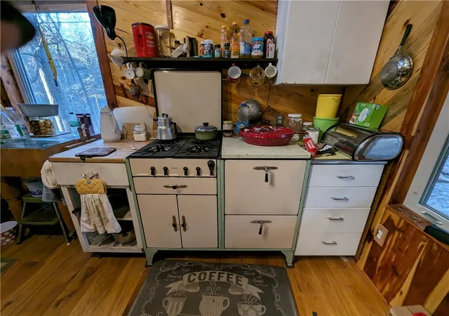 3rd image of 612 Madison 3618, Kingston, AR 72742 | MLS# 1265251