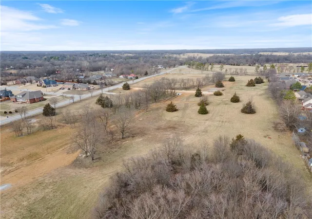 Homes for sale in Siloam Springs, AR | 1715 N Dogwood St, Siloam Springs, AR 72761 | MLS# 1268325
