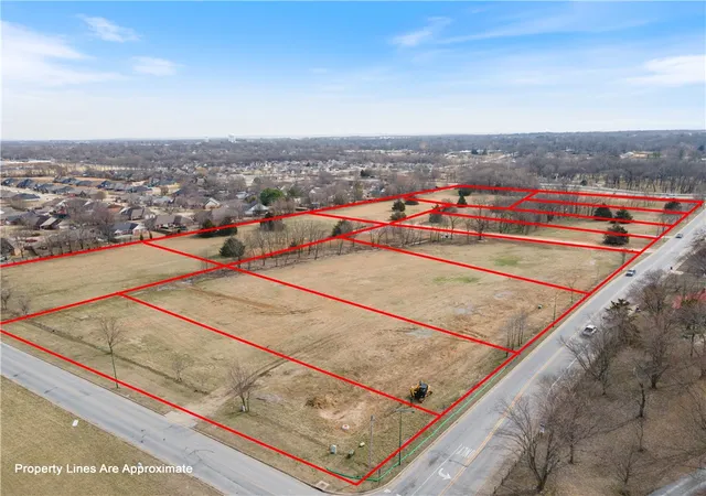 Homes for sale in Siloam Springs, AR | 1715 N Dogwood St, Siloam Springs, AR 72761 | MLS# 1268325