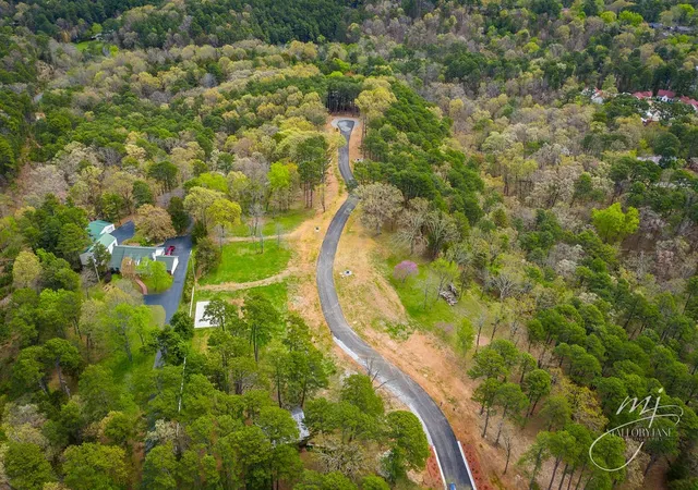 3rd image of 13 Pine Crest Ln, Eureka Springs, AR 72632 | MLS# 1283254