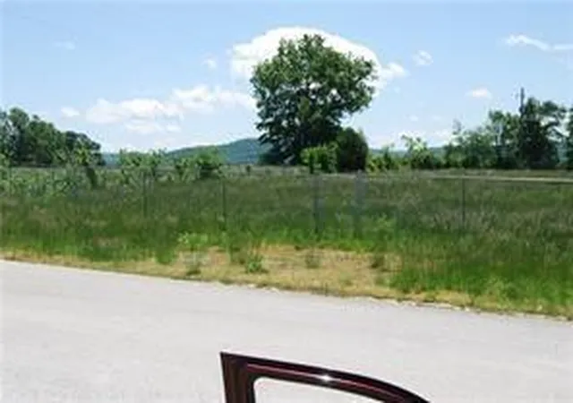 Photo 3 of Land for sale at 906 Enterprise Ave, Green Forest, AR 72638 | MLS# H147164 | Listing updated on 2026-02-22