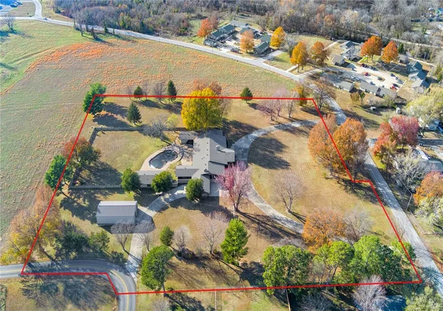 Homes for sale in Gravette, AR | 305 Irving St, Gravette, AR 72736 | MLS# 1293635