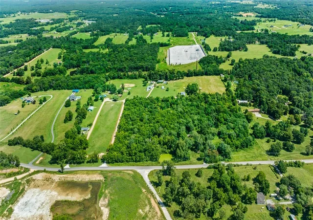 Photo 3 of Single family home for sale at 14776 Bethlehem Rd, Gravette, AR 72736 | MLS# 1295815 | Listing updated on 2026-01-06