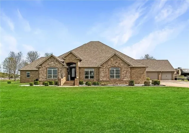 Photo 1 of Mansion for sale at 12198 Little Elm Rd, Farmington, AR 72730 | MLS# 1300936 | Listing updated on 2026-05-08