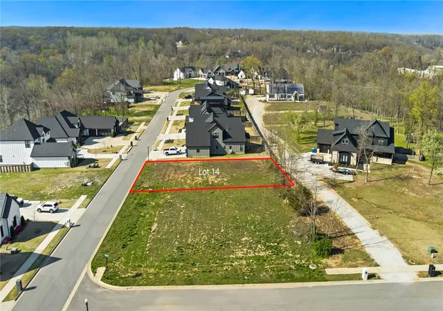 5th image of 305 Autumn Hills Rd, Bentonville, AR 72712 | MLS# 1304594