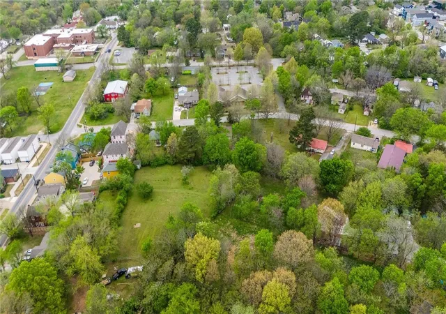 5th image of 416 S Willow Ave, Fayetteville, AR 72701 | MLS# 1304742