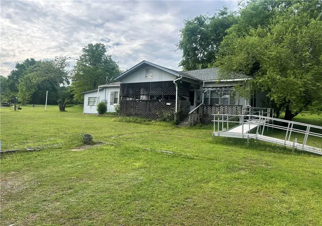 Homes for sale in Hartman, AR | 125 County Road 2266, Hartman, AR 72840 | MLS# 1306091