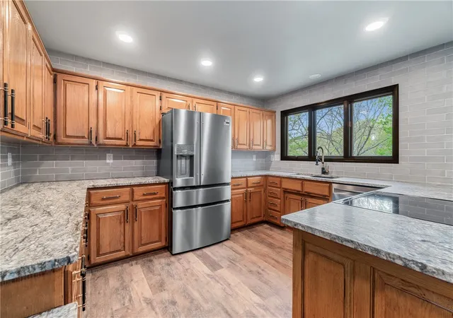 4th image of 12 Dunedin Ln, Bella Vista, AR 72715 | MLS# 1305450