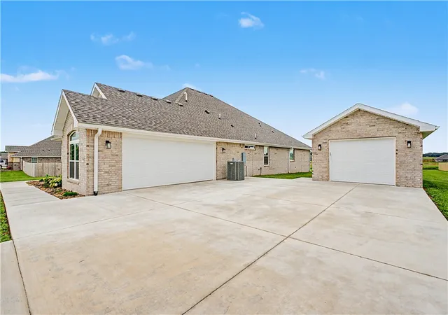 5th image of 9018 S Pleasant Valley Rd, Gentry, AR 72734 | MLS# 1306669