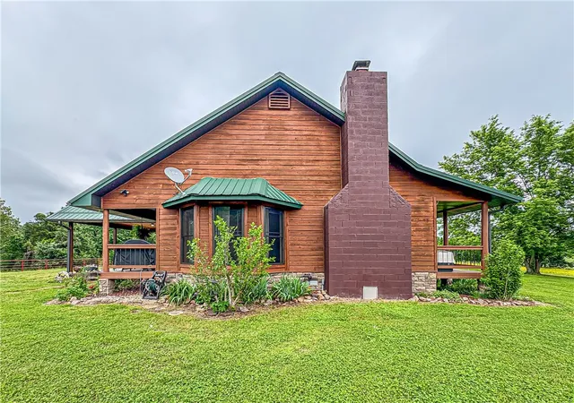 Photo 3 of Single family home for sale at 3811 Mc 6014, Yellville, AR 72687 | MLS# 1307429 | Listing updated on 2026-08-04