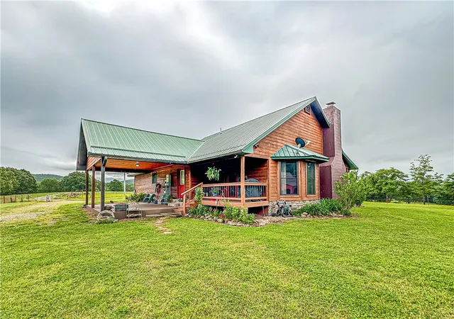 Photo 3 of Single family home for sale at 3811 Mc 6014, Yellville, AR 72687 | MLS# 1307429 | Listing updated on 2026-08-04