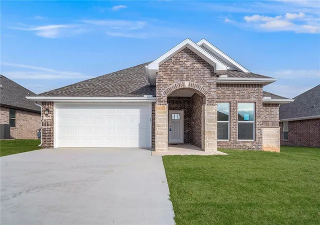 1st image of 1100 Ari Ave, Centerton, AR 72719 | MLS# 1308155