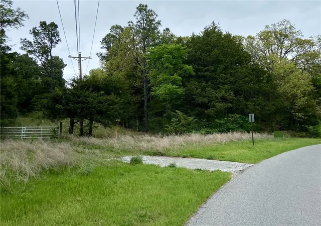 3rd image of 246 Acres E Joyce Blvd, Fayetteville, AR 72703 | MLS# 1307652