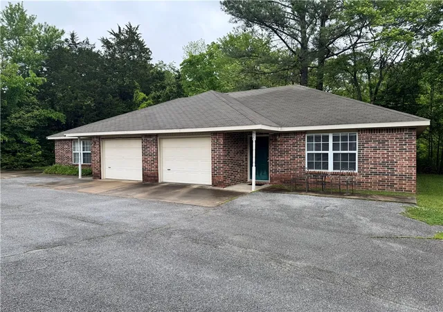 1st image of 523 S Dockery Ln, Fayetteville, AR 72701 | MLS# 1309509