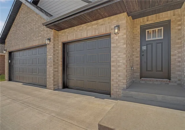 3rd image of 1020 Ari Ave, Centerton, AR 72719 | MLS# 1310061