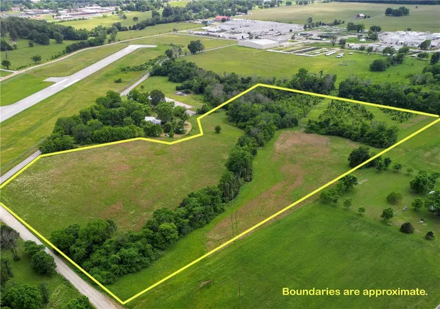 7th image of Mc 7015, Flippin, AR 72634 | MLS# 1310641