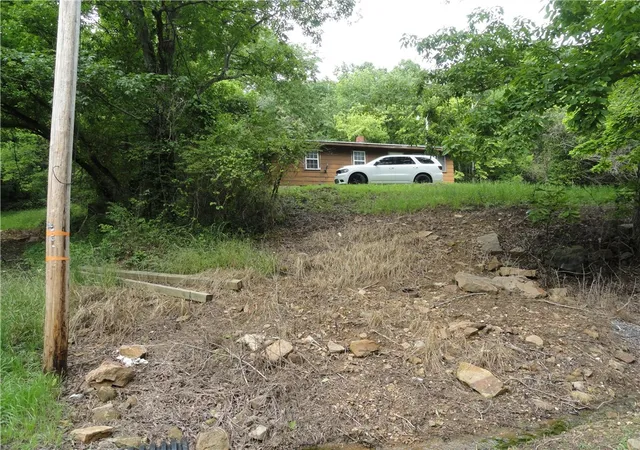 19th image of 813 Main St, Leslie, AR 72645 | MLS# 1309550