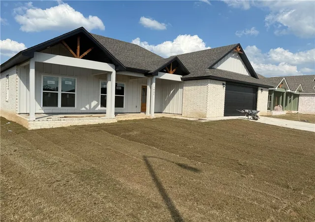 Photo 2 of Sale Pending at 1407 Latium St, Siloam Springs, AR 72761 | MLS# 1312776 | Listing updated on 2026-07-21