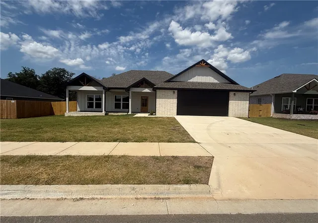 Photo 41 of Sale Pending at 1407 Latium St, Siloam Springs, AR 72761 | MLS# 1312776 | Listing updated on 2026-10-09