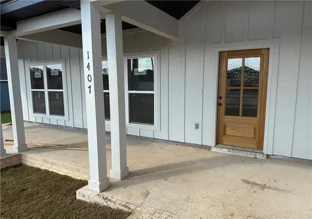 Photo 4 of Sale Pending at 1407 Latium St, Siloam Springs, AR 72761 | MLS# 1312776 | Listing updated on 2026-07-21