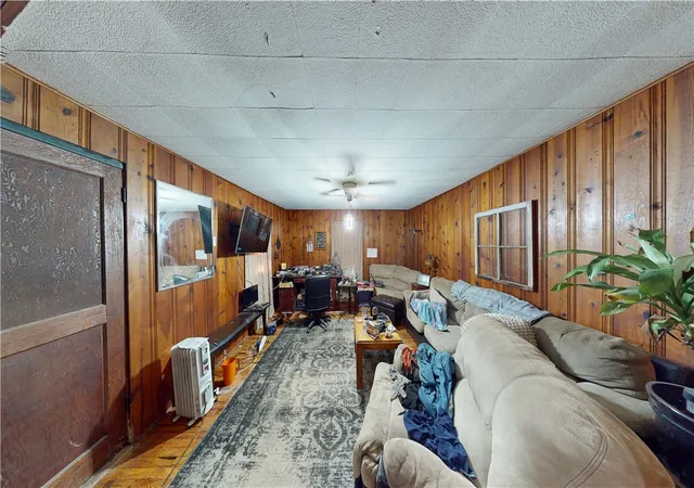 2nd image of 290 W 22nd St, Fayetteville, AR 72701 | MLS# 1311586
