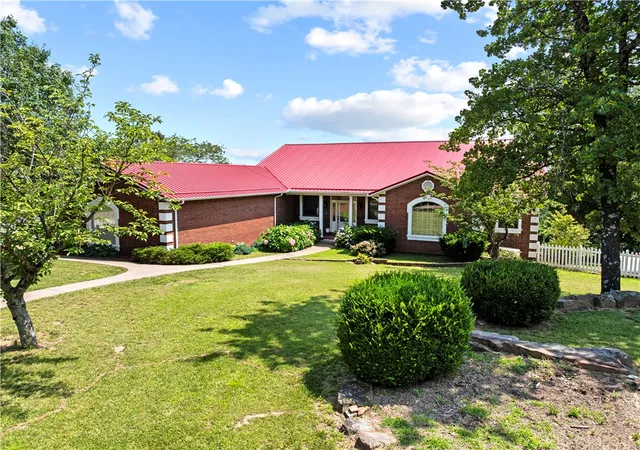 2nd image of 11771 Wildwood Dr, Omaha, AR 72662 | MLS# 1313168