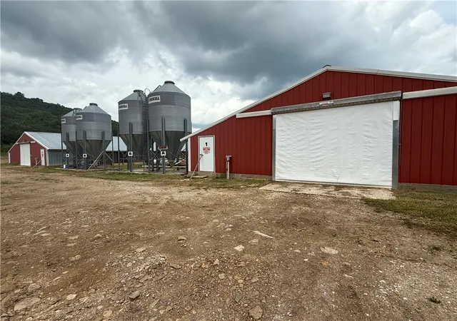 2nd image of 11724 Brubaker Rd, West Fork, AR 72774 | MLS# 1313672