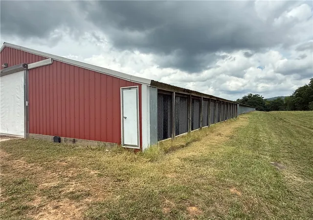 3rd image of 11724 Brubaker Rd, West Fork, AR 72774 | MLS# 1313672