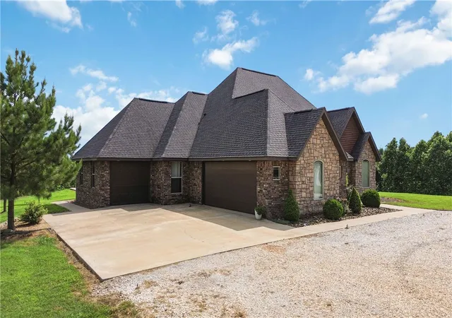 2nd image of 16135 Pembleton Ranch Rd, Gravette, AR 72736 | MLS# 1314527