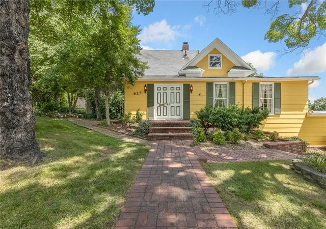 3rd image of 625 W College Ave, Harrison, AR 72601 | MLS# 1313589