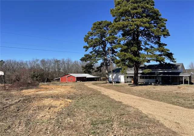 Homes for sale in Dover, AR | 128 Collins Farm Rd, Dover, AR 72837 | MLS# 1315069